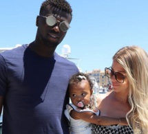 « Je pense que ma fille, elle m’a sauvée” : Emilie Fiorelli, Copine de Mbaye Niang raconte son agression par des supporters algériens, Elle soutient l’équipe du Sénégal