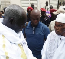 WADE À TOUBA/ L’ancien Président accueilli par Serigne Moussa Nawél avant sa rencontre avec le Khalife