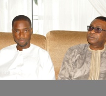 Youssou Ndour chez Tanor pour présenter ses condoléances