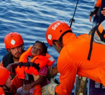 Méditerranée: deux navires avec 164 migrants à bord, à la recherche d'un port