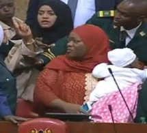 Kenya : Une parlementaire chassée de l’hémicycle pour avoir porté son bébé