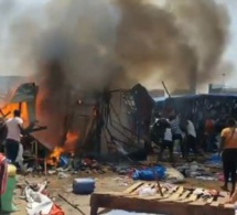Vidéo-urgent :Incendie au marché des ambulants du rond point liberté 6