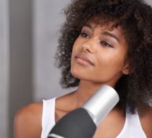 Cheveux: Attention au fer à lissez et autres appareils chauffants