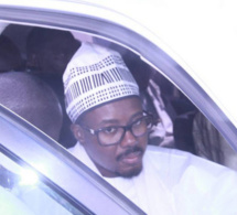 Vidéo : Serigne Bass Abdou Khadre reçoit les bernedés de Sokhna Aida pour le Magal de Serigne Abdou Khadr