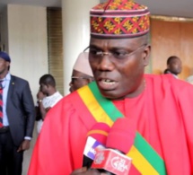 Cheikh Bara Dolli, député: « La France a payé les salaires du mois d’août »