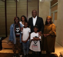 Venus pour les obsèques de leur père DJ Arafat, Les enfants rentrent en France.
