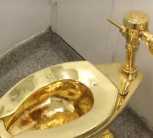 Un wc en or massif dérobé dans un palais en Angleterre