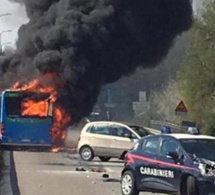 Bus incendié à Milan: Le procès d'Ousseynou Sy renvoyé