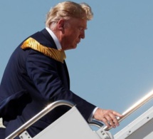 Donald Trump voyage avec des billets plein la poche: “Je n’utilise plus de carte de crédit”