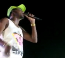 VIDÉO : Voici ce que Waly seck a encore réussit au stade Caroline Faye de Mbour avant le 26 octobre à Paris. REGARDEZ