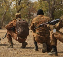 Burkina: cinq hommes des FDS tués dans une double attaque