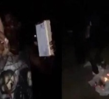 Ghana: un homme filmé en train de brûler la Bible, explique ses raisons