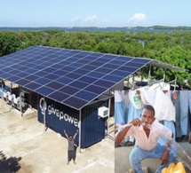 Le Kenya installe la première centrale solaire qui transforme l’eau de mer salée en eau potable