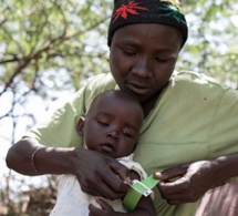 Comment un collier de perles aide à prévenir la pneumonie au Kenya