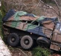 Louga : un cargo militaire se renverse et fait plus de 15 blessés.