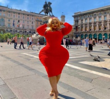 En visite à Rome, la Bombe Eudoxie Yao au top de sa forme