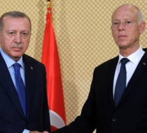 En visite en Tunisie, Erdogan réitère son soutien au gouvernement libyen
