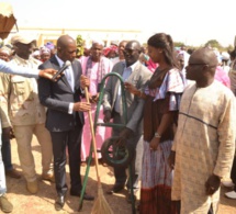 Kédougou: le Secrétaire d’Etat Mamadou Saliou Sow au service de l’éducation et de la propreté...
