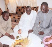 Souvenir: Moustapha Diakhaté et Macky SALL autour d’un bol en 2012