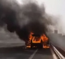 Urgent: La voiture de Tapha Gueye prend feu sur l’autoroute à péage et brûle entièrement