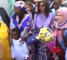 Visite au centre ‘’Ginddi’’ : Marième Faye Sall et Emine Erdogan au Chevet des enfants.