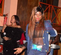 Dans la chaleur de la nuit, la lionne de la musique,TITI bari bagace au sommet du Ravin Night de Guédiawaye