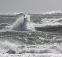 Alerte: Vents forts et houle dangereuse sur les côtes à partir de lundi