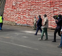Images du Lancement des opérations de convoyage du riz pour l’aide alimentaire avec Macky Sall