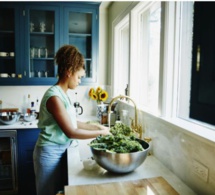 Coronavirus: comment bien désinfecter ses aliments et sa cuisine ?