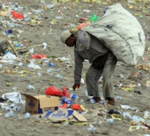 L'Unacois/Yessal réclame à l'Etat ses 156 conteneurs et ses 40 tonnes de sachets plastiques