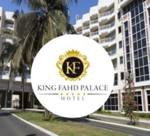 192 personnes maintenues au chômage: Les employés du King Fahd Palace en sit-in devant l’hôtel, dénoncent une mauvaise gestion...