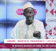 Attrapé par la VAR, Père Ngoné se fâche contre Mamadou Mbaye de la 2stv : ” Qu’il publie la vidéo de son père Bécaye…