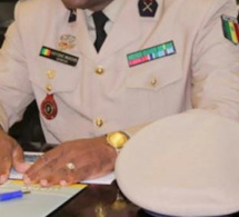 Un colonel à la retraite traîné en justice...