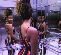 Coumba Babacar, la fille de babacar Ngom, montre ses formes généreuses.