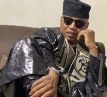 Sagnsé Tabaski 2020 : El Hadji Diouf impose son élégance et sa classe dans son grand boubou de « kilifeu »