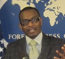 Baba Aïdara; Baba Aidara parle de Jules Diop et de Latif Coulibaly - Il était l'invité du jour du journal freedomnewsradio basé à la Caroline du Nord ( USA ). Baba Aïdara; Baba Aidara parle de Jules Diop et de Latif Coulibaly - Il était l'invité du jour du journal freedomnewsradio basé à la Caroline du Nord ( USA ).