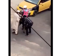 Deux taximen se battent en pleine circulation, la réaction du policier est incroyable