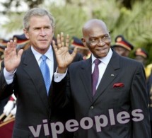 Photos souvenirs: George Bush et Abdoulaye Wade