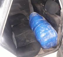 SAISIE DE 75 KG DE CHANVRE INDIEN ET UN VEHICULE DE MARQUE RENAULT 21