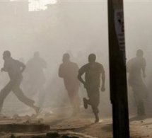 Caserne Samba Dierry Diallo : Libéraux et Apéristes s'affrontent sous le regard complaisant des gendarmes Caserne Samba Dierry Diallo : Libéraux et Apéristes s'affrontent sous le regard complaisant des gendarmes
