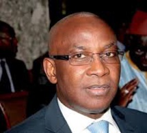 Sinistre à Grand-Yoff : le Ministre Serigne Mbaye Thiam, au nom du Chef de l’Etat, a présenté ses condoléances à la famille de la victime