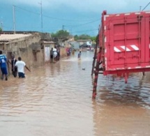 INONDATIONS ET CLIMAT - Macky SALL appelle à un changement de comportements