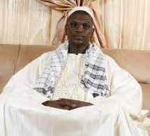 Léona Niassène : Serigne Babacar Mbacké Moukabaro chez le Khalife général pour raffermir les relations entre les deux familles.