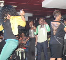 Mbathio N'diaye, à la soirée de Viviane Ndour au Nirvana pour faire la fête cinq jour après la parution de ses photo sur internet