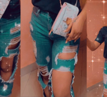 Racky MDHM déchire la toile avec un Jeans très déchiré