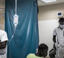 Retard de 2 mois de salaires : des médecins, infirmiers et hygiénistes menacent de quitter les centres de traitement de COVID-19 ce vendredi