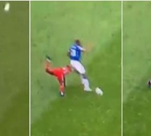 Le croche-patte en toute discrétion de Sadio Mané sur Yerry Mina fait polémique en Angleterre