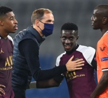 Victoire du PSG sur Basaksehir (2-0), Retrouvailles entre Gana Gueye et Demba Ba après la rencontre Victoire du PSG sur Basaksehir (2-0), Retrouvailles entre Gana Gueye et Demba Ba après la rencontre