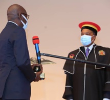 Culture: Abdoulaye_Diop, le ministre de la Culture, remet une distinction au président Denis Sassou Nguesso