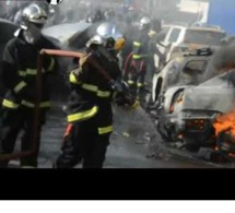 Dernière minute – Un parking de voitures prend feu à Castor